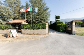 Hotels in Trasacco